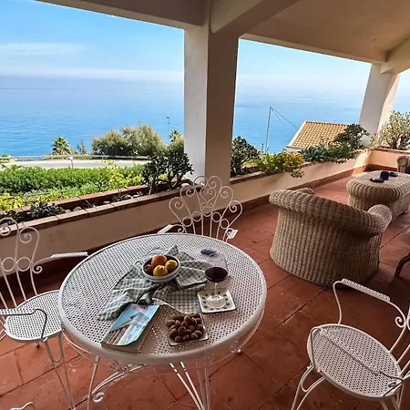 Fortunato Villa Gioiosa Marea