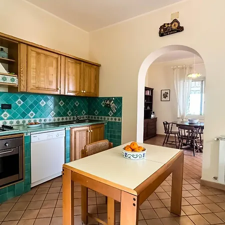 Fortunato Villa Gioiosa Marea